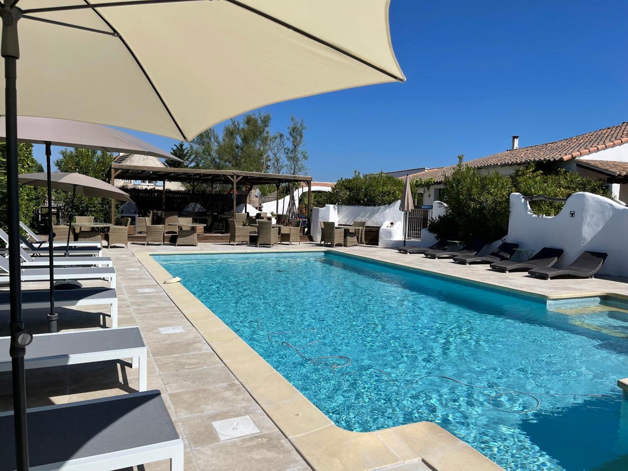 Mas Des Salicornes Hotel Saintes-Maries-de-la-Mer Exterior photo
